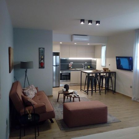 Beautiful Studio Next To Ancient Stadium Афины Экстерьер фото